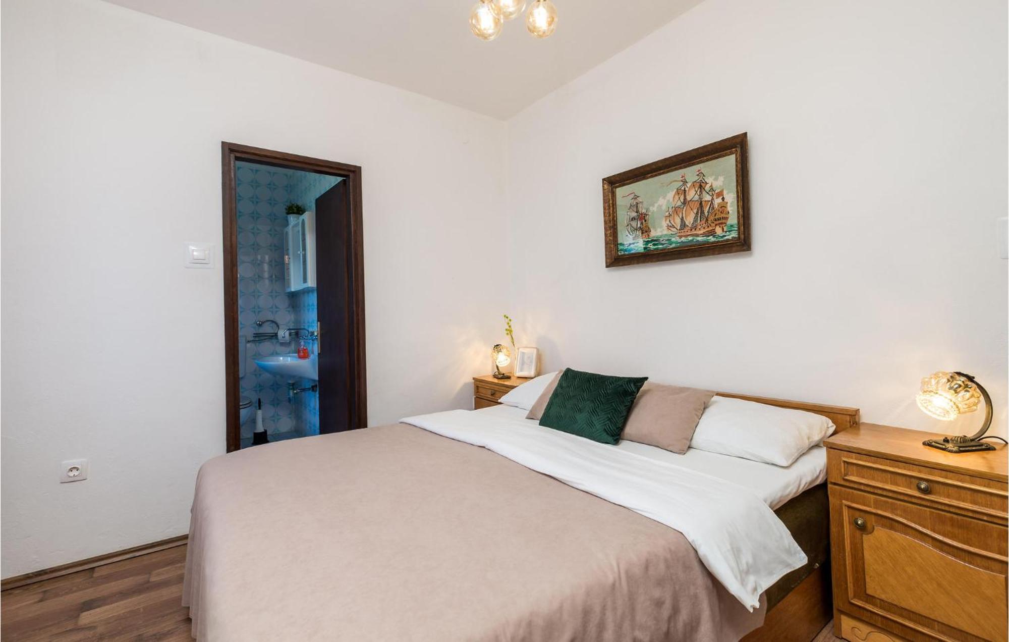 4 Bedroom Awesome Apartment In Sveti Juraj Zewnętrze zdjęcie