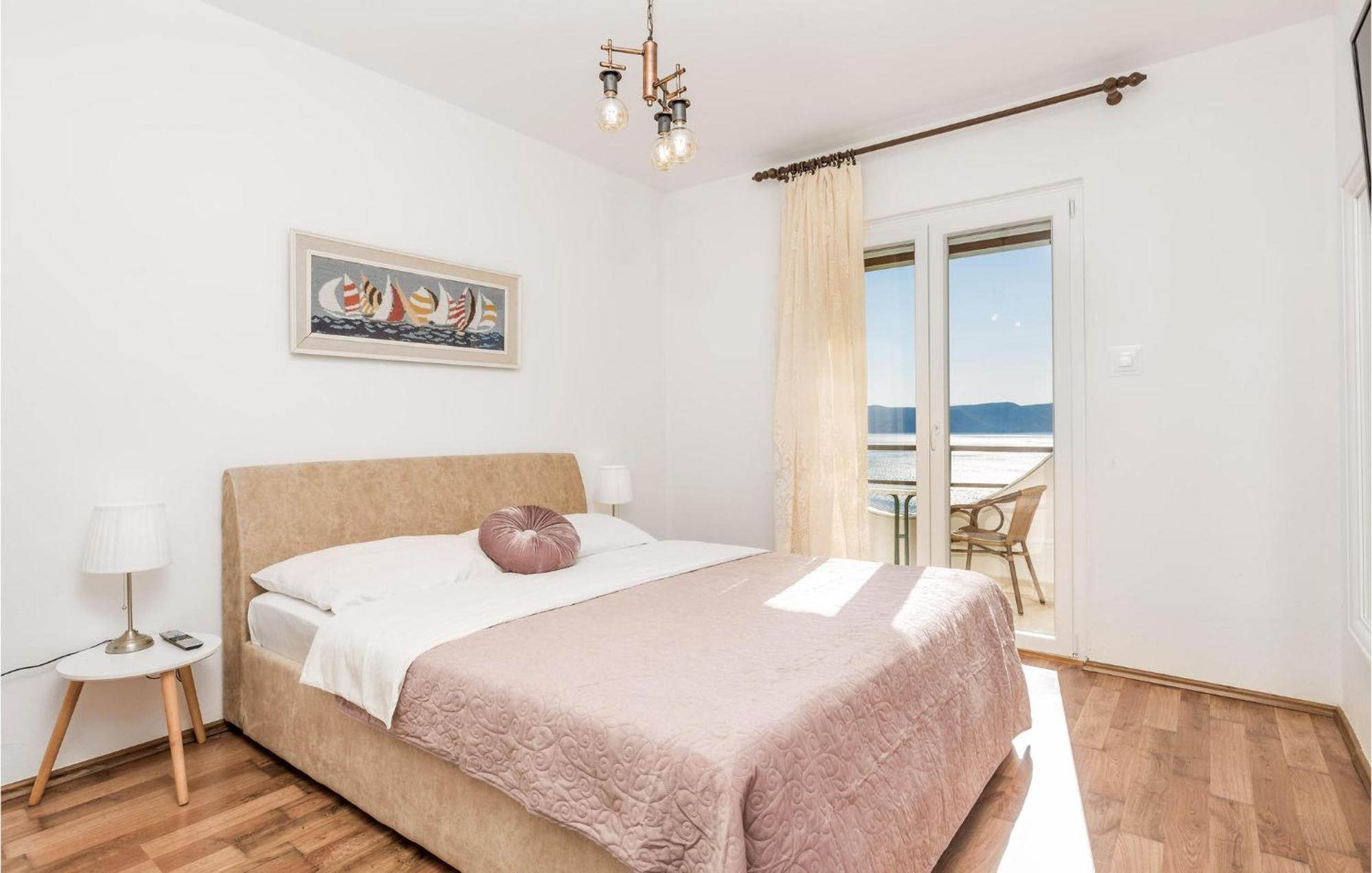 4 Bedroom Awesome Apartment In Sveti Juraj Zewnętrze zdjęcie